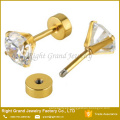 Puntas de acero inoxidable ajuste Zircon cúbico enchufe falso oro Piercing aretes